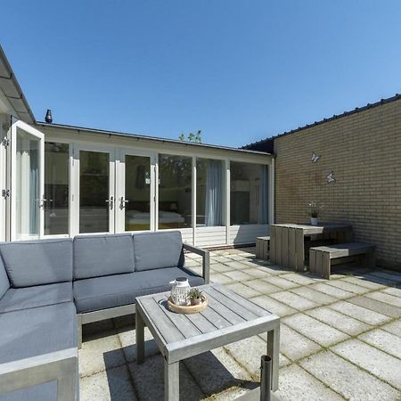 Cozy Bunglow With Garden Sint Maartensvlotbrug Экстерьер фото