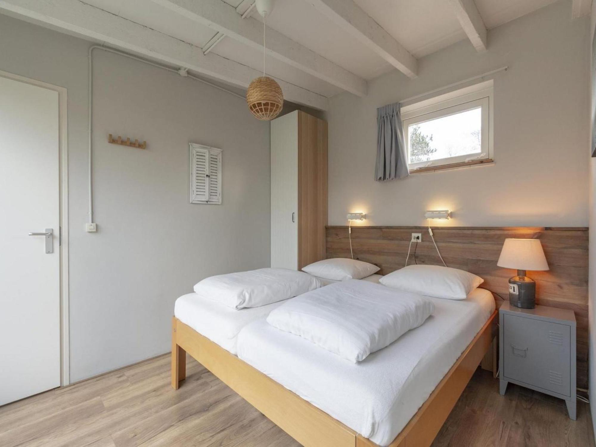 Cozy Bunglow With Garden Sint Maartensvlotbrug Экстерьер фото